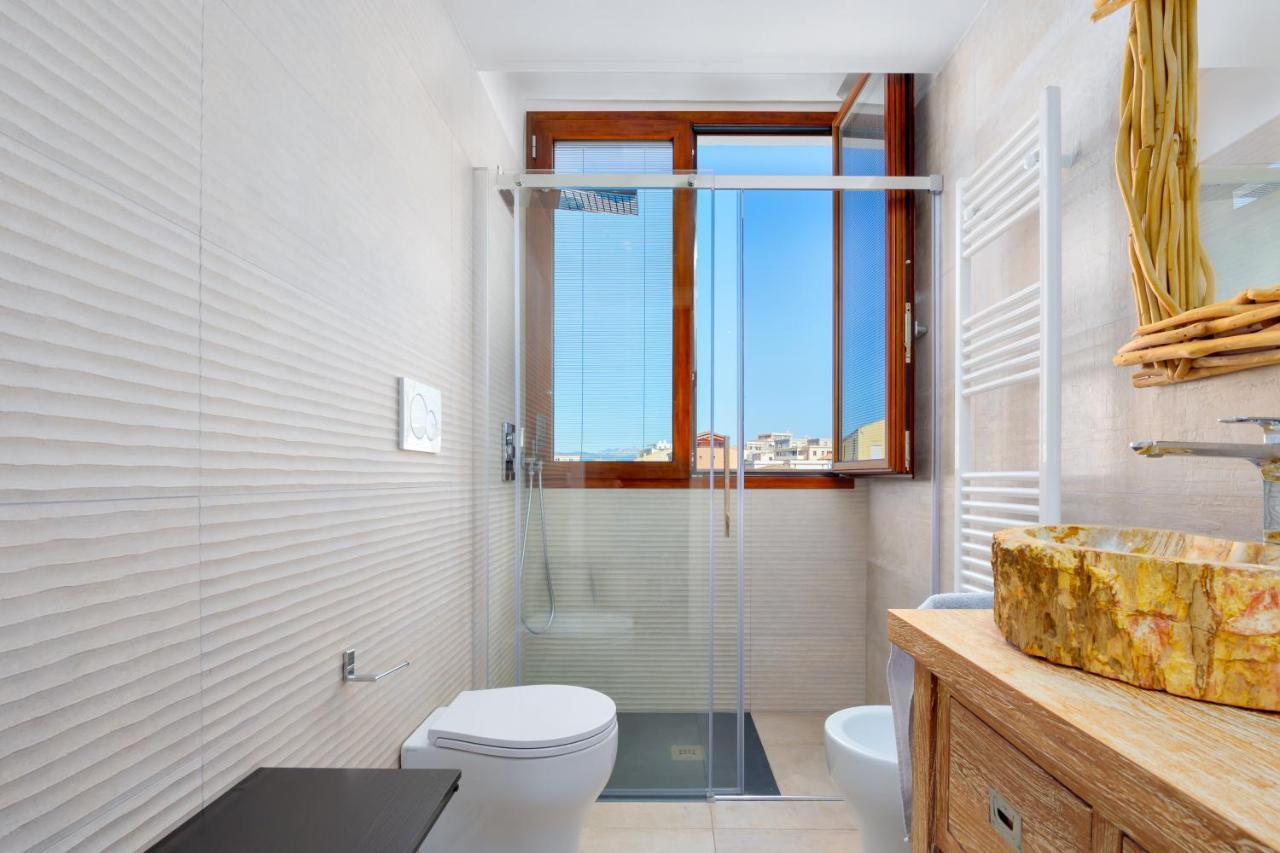 Window On The Sea Apartment Olbia Bagian luar foto